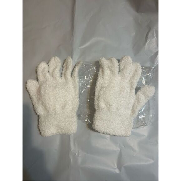 Hello Kitty Soft Plush Winter Gloves - Picture 2 of 2